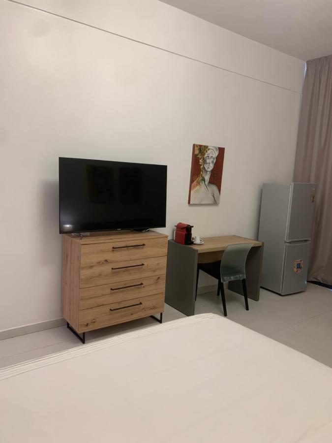 Chez Rima // Studio Tres Chaleureux F1 // Tres Bien Situe Dakar Eksteriør billede